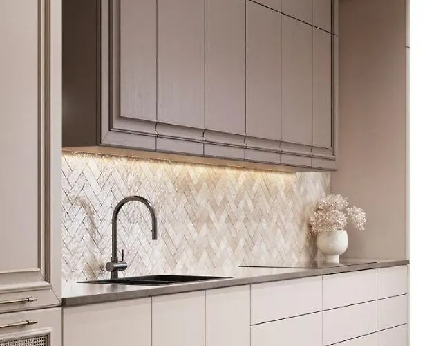 Luxuru アパート リヴィウ